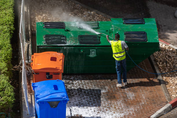 Why Choose Our Certified Pressure Washing Experts for Your Project Needs in Putnam Lake, NY?
